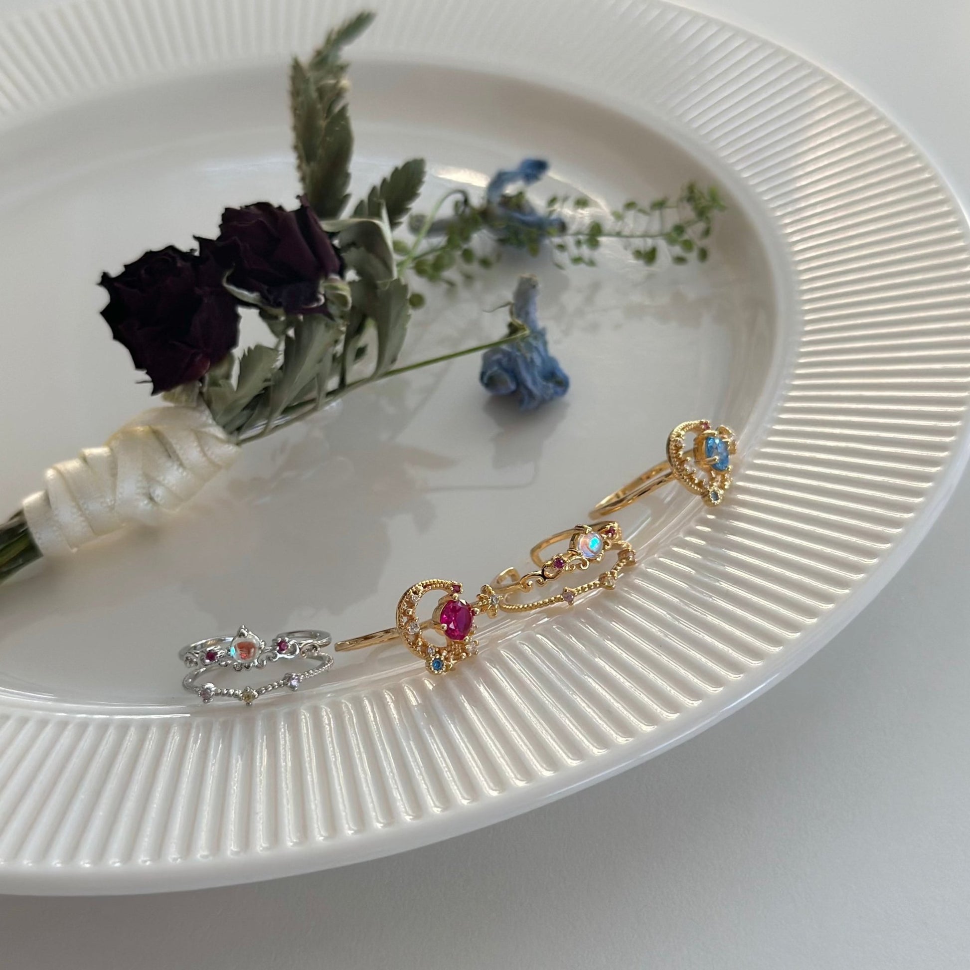 Blue Moon and Star Ring - Jodie - Gold - Plated - Abbott Atelier