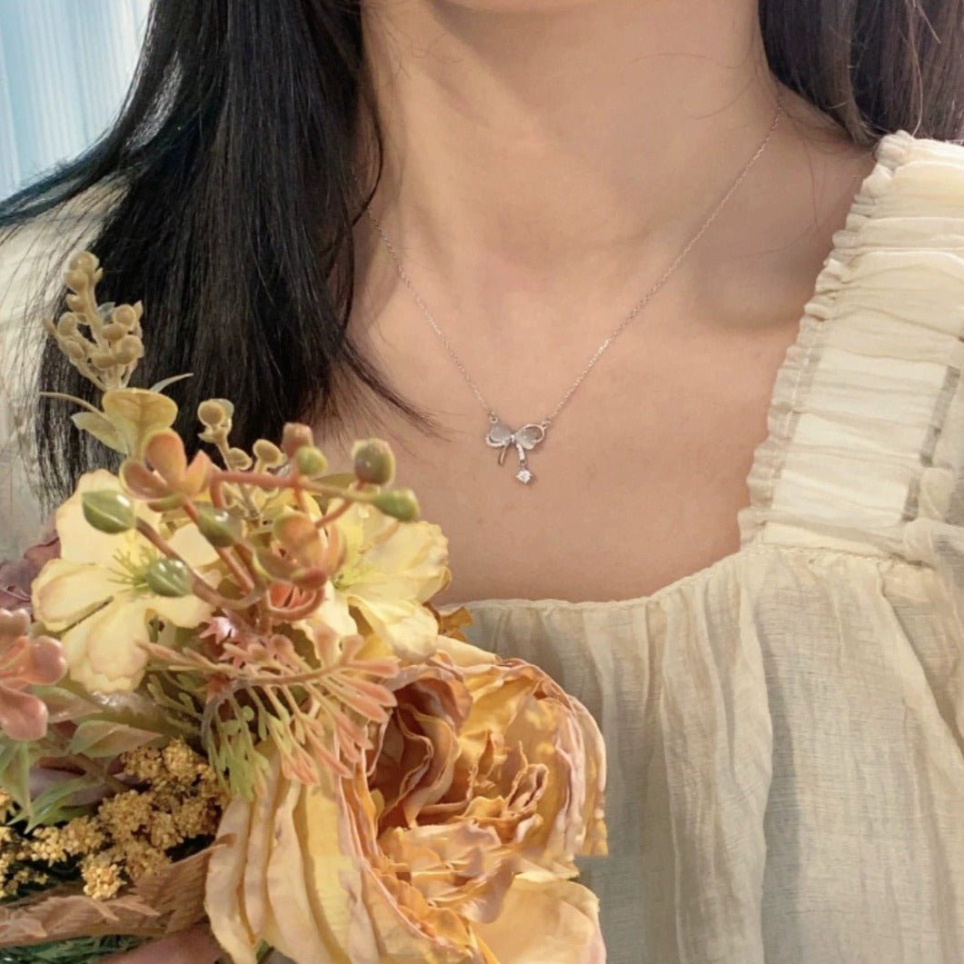 Bow Necklace (Solid Silver) - Christine - Hypoallergenic - Abbott Atelier