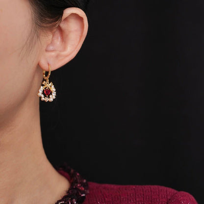 Bow Wreath Red Heart Earrings - Hypoallergenic - Abbott Atelier