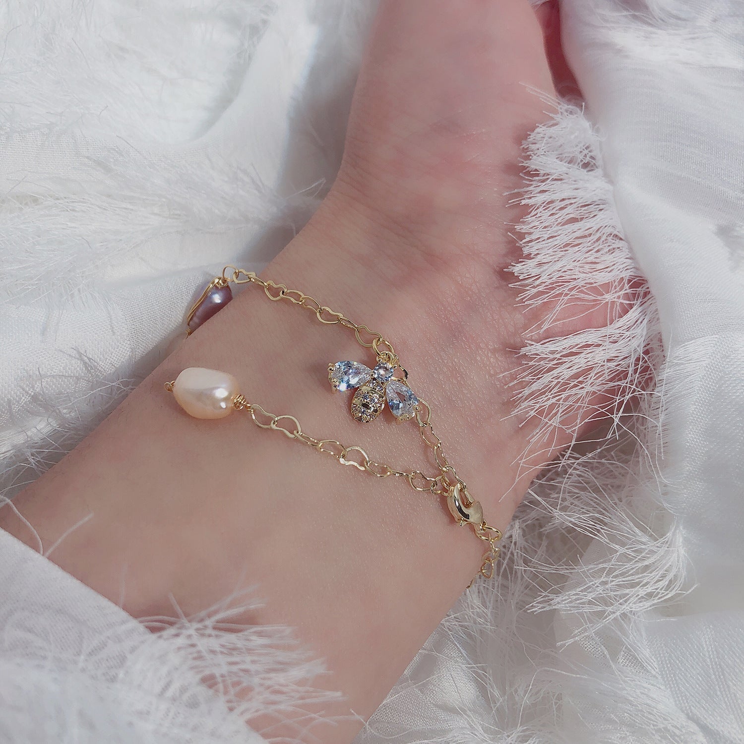 Bumblebee Pearl Bracelet - Pamela - Freshwater Pearls - Abbott Atelier