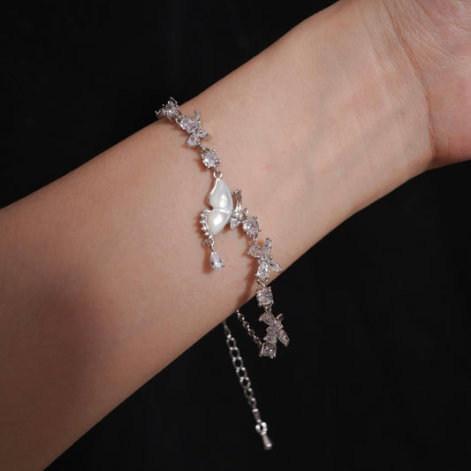 Butterfly Dream Bracelet - Gold Plated - Abbott Atelier