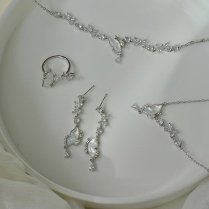 Butterfly Dream Earrings - Hypoallergenic - Abbott Atelier