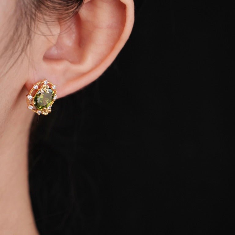 Butterfly Garden Stud Earrings - Hypoallergenic - Abbott Atelier