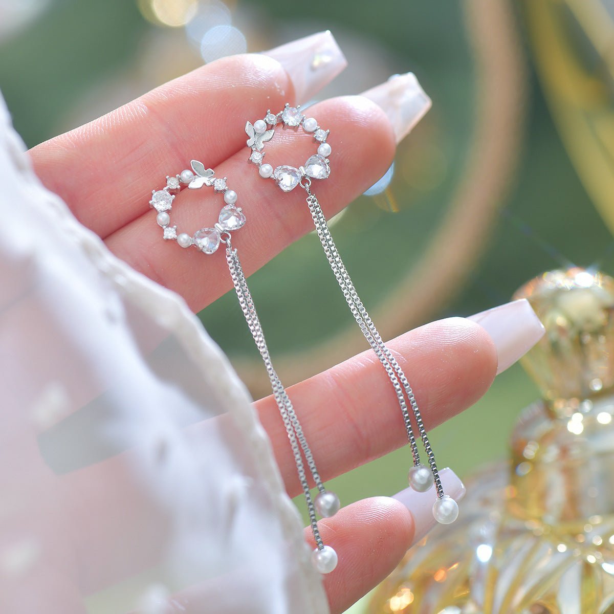 Butterfly Wreath Earrings - Hypoallergenic - Abbott Atelier