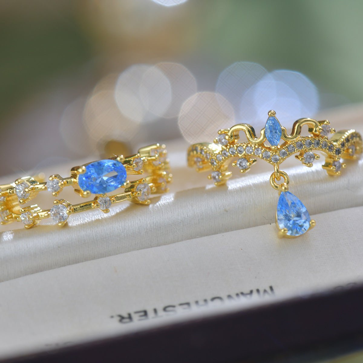 Chandelier Blue Topaz Ring - Gold-Plated - Abbott Atelier