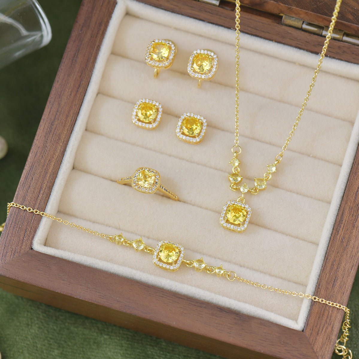 Citrine Halo du Soleil Necklace - Gold Plated - Abbott Atelier