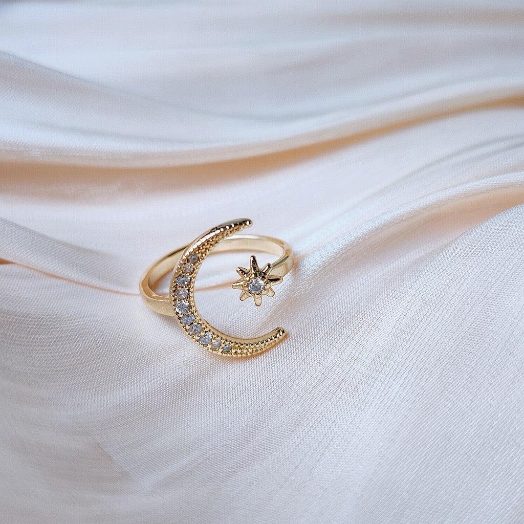 [Clearance] Moon and Star Ring - Giselle - Gold - Plated - Abbott Atelier