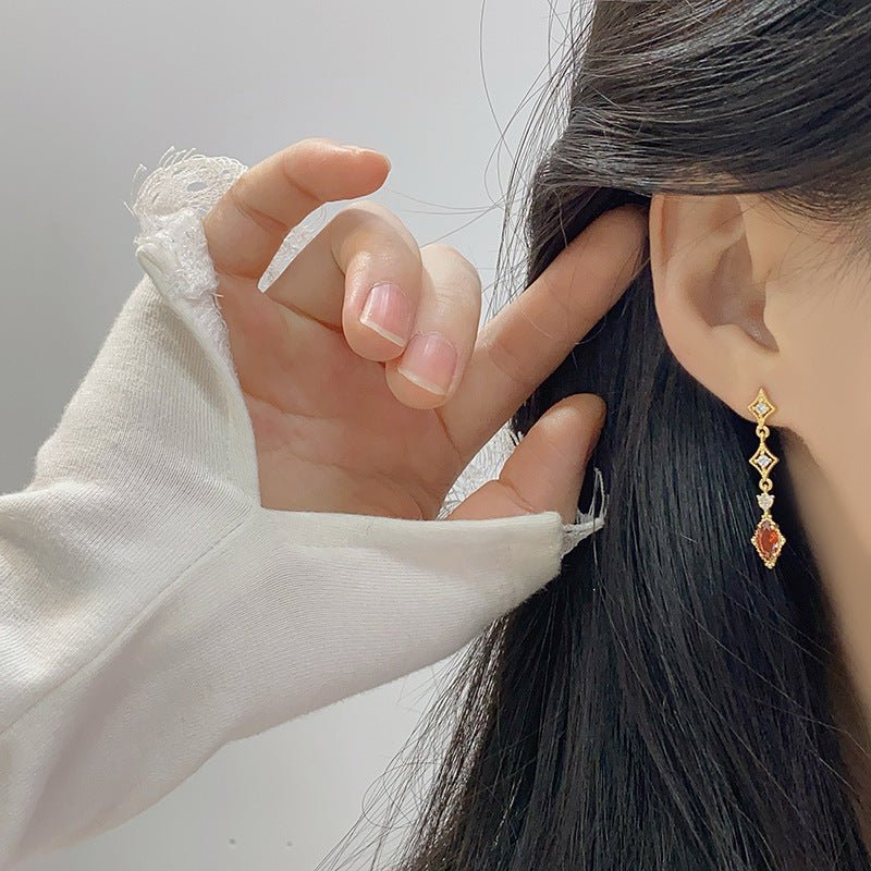 Crimson Lattice Earrings - Hypoallergenic - Abbott Atelier