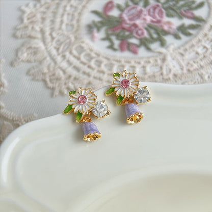 Daisy Bellflower Earrings - Hypoallergenic - Abbott Atelier