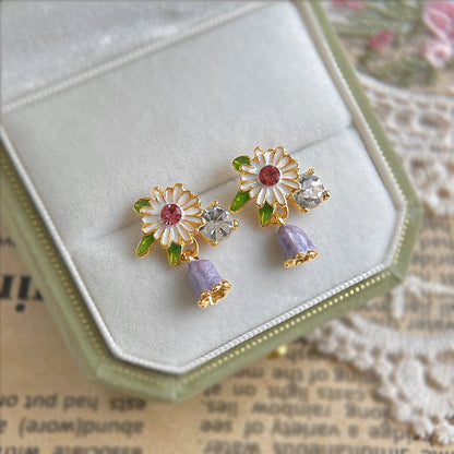 Daisy Bellflower Earrings - Hypoallergenic - Abbott Atelier