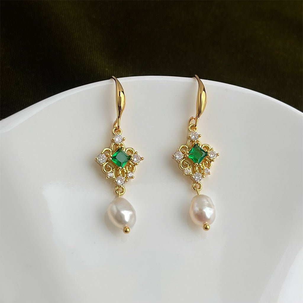 Daphne Emerald Pearl Earrings - Hypoallergenic - Abbott Atelier