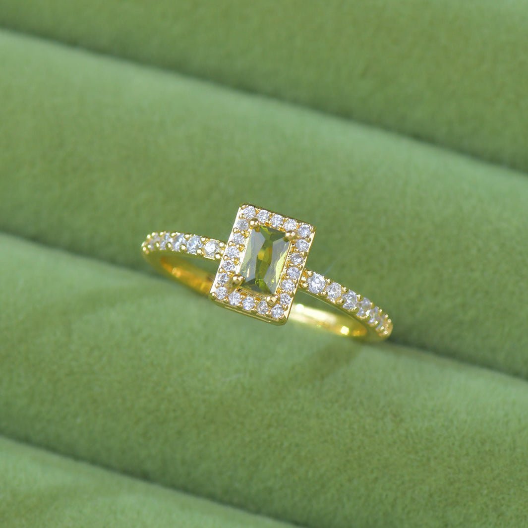 Edith Peridot Ring in Gold - Gold-Plated - Abbott Atelier