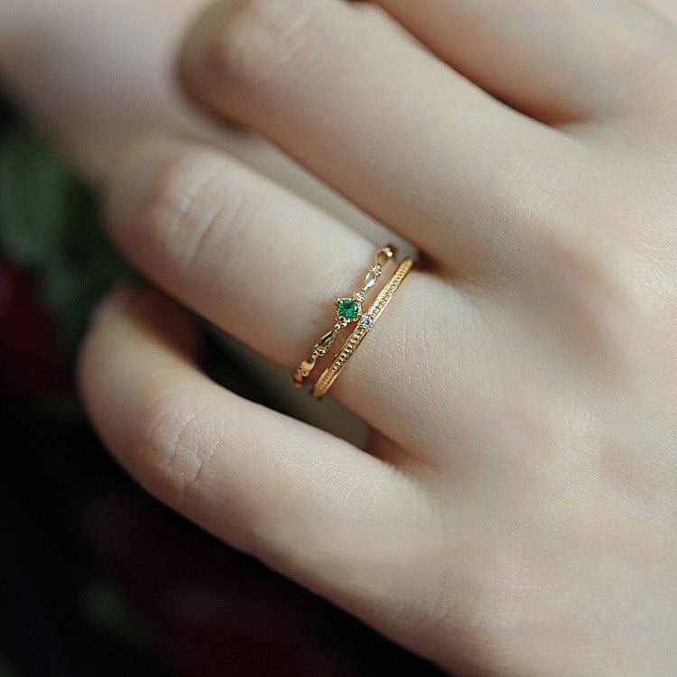 Emerald Ring - Lilian (Solid Silver) - Hypoallergenic - Abbott Atelier