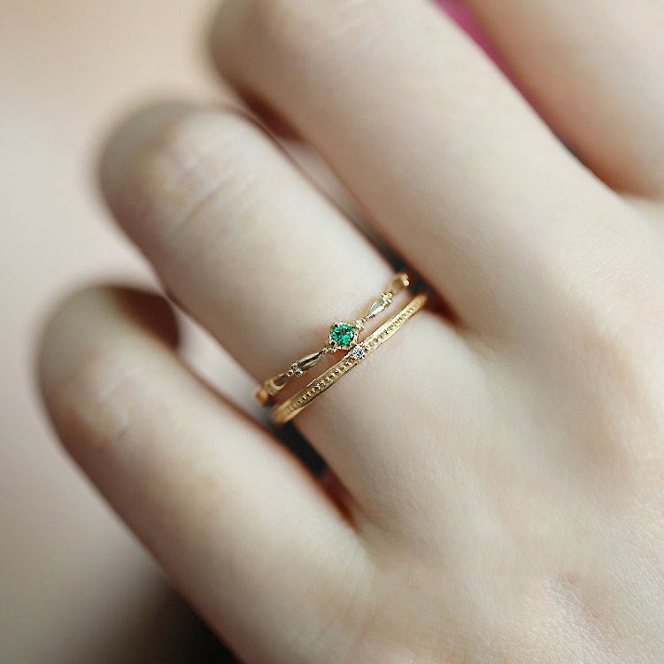 Emerald Ring - Lilian (Solid Silver) - Hypoallergenic - Abbott Atelier