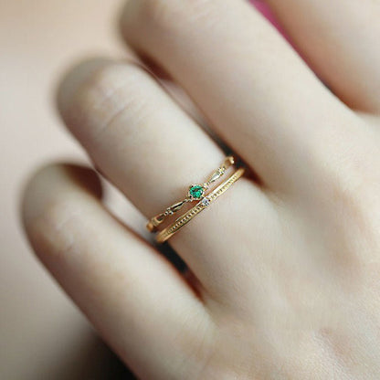 Emerald Ring - Lilian (Solid Silver) - Hypoallergenic - Abbott Atelier