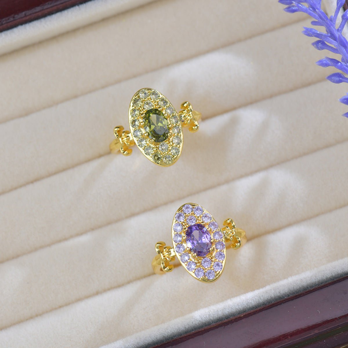 Fleur Medallion Peridot Ring - Gold-Plated - Abbott Atelier