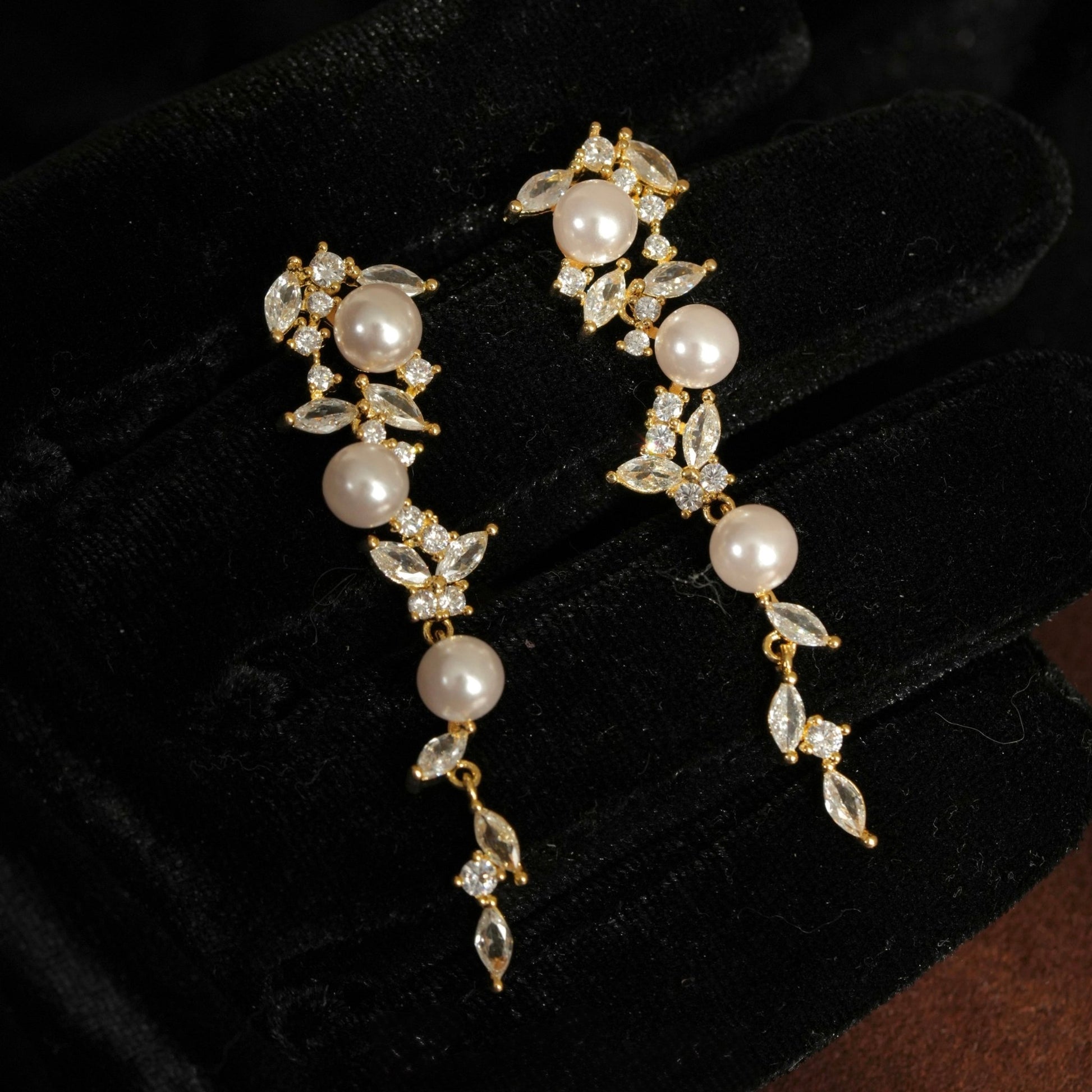 Floraison Pearl Earrings - Hypoallergenic - Abbott Atelier