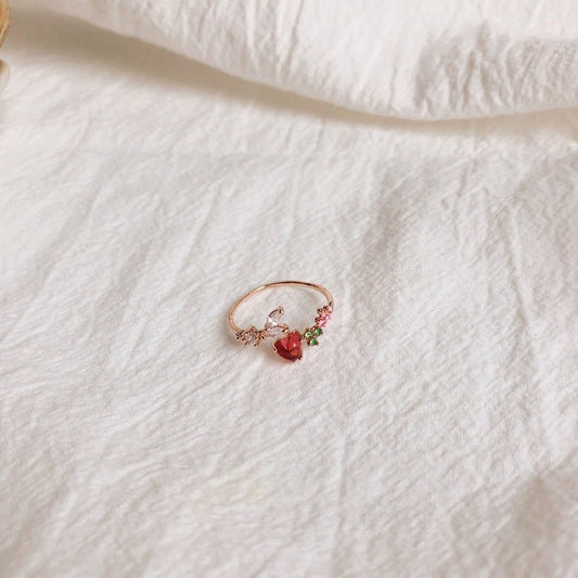 Floral Heart Ring - Mia - Gold - Plated - Abbott Atelier