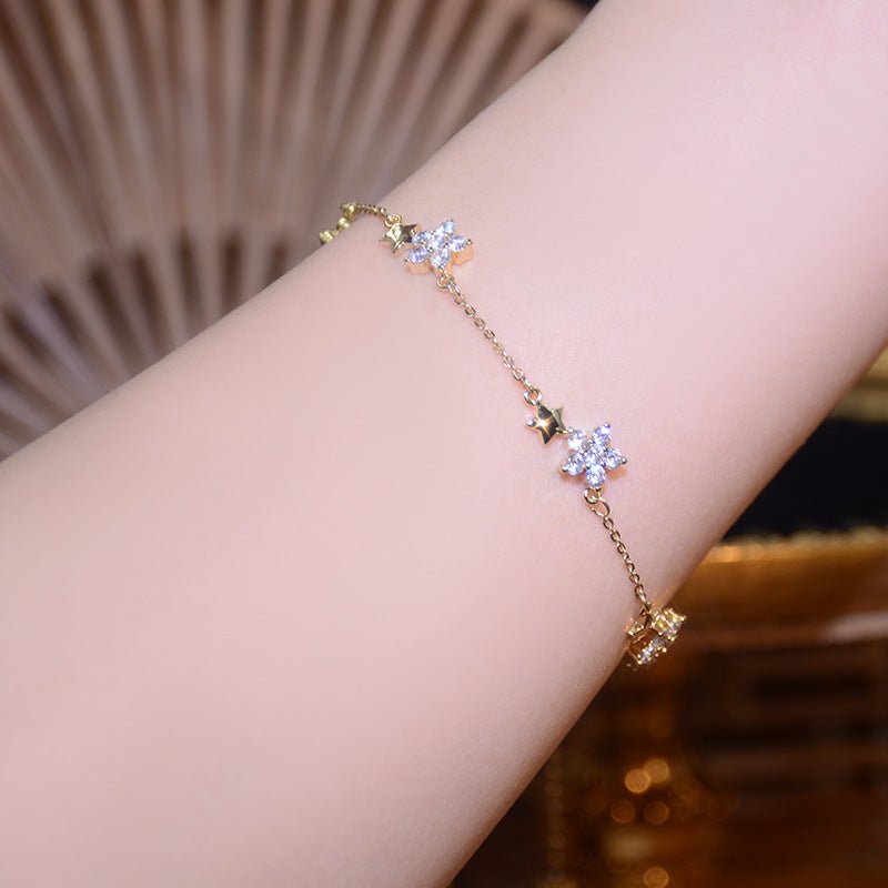 Flower Bracelet - Erica - Gold - Plated - Abbott Atelier