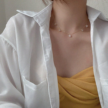 Flower Choker - Winona - Gold - Plated - Abbott Atelier