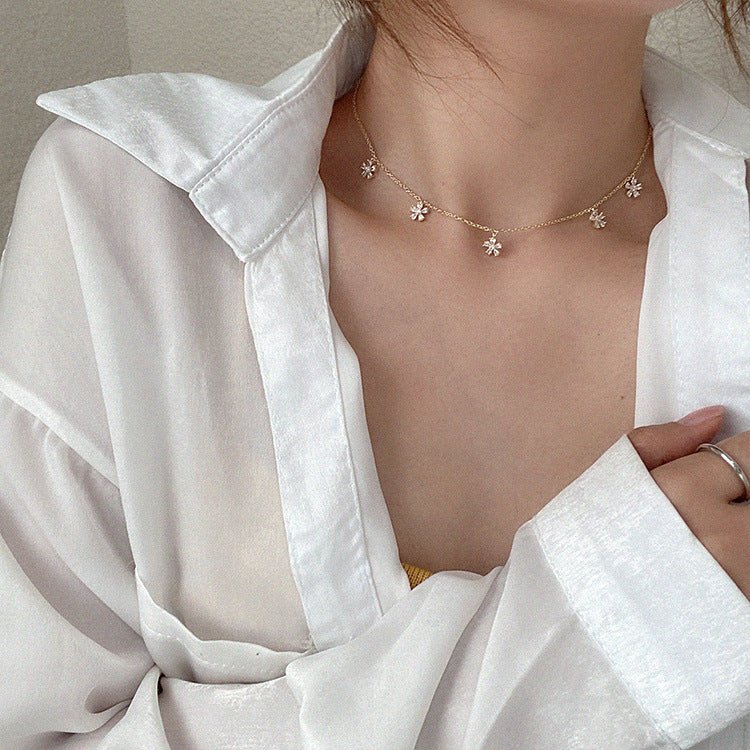 Flower Choker - Winona - Gold - Plated - Abbott Atelier
