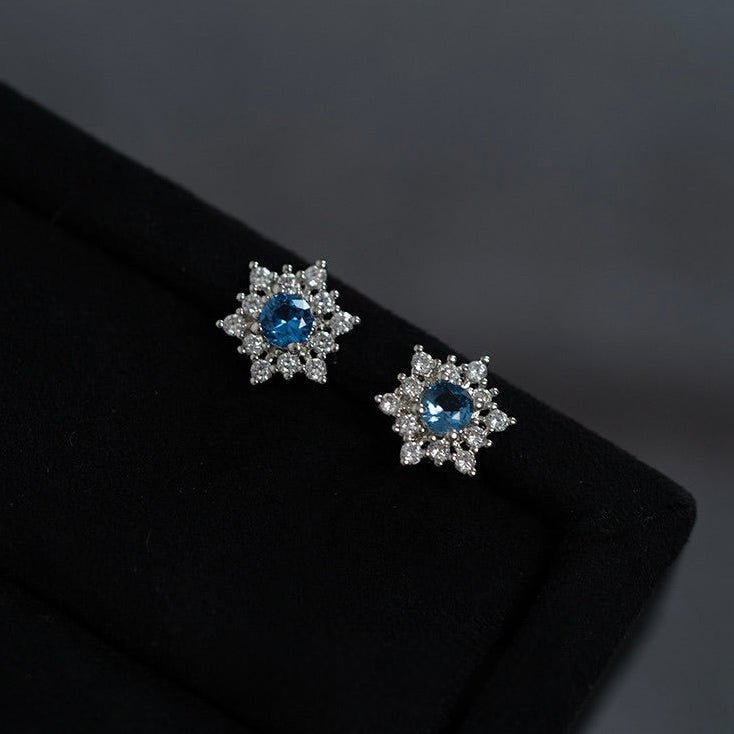 Frosted Snowflake Earrings - Hypoallergenic - Abbott Atelier