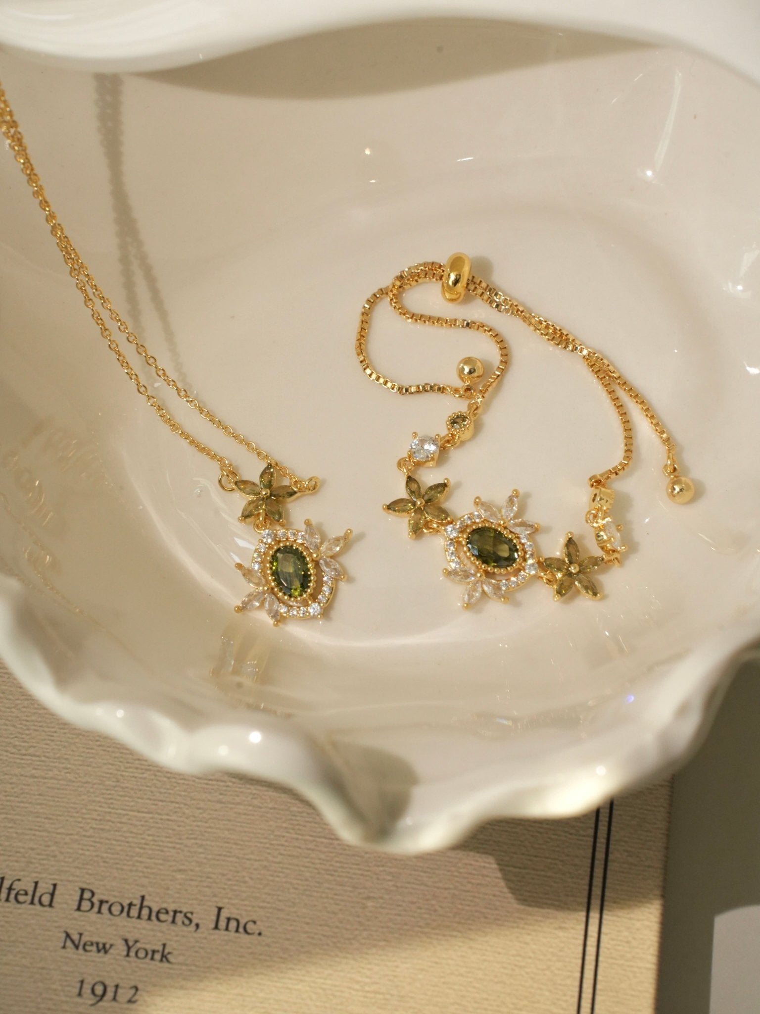 Garden of Eden Bracelet - Gold Plated - Abbott Atelier