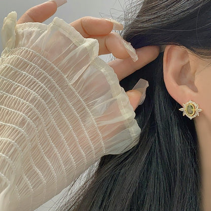 Garden of Eden Stud Earrings - Hypoallergenic - Abbott Atelier