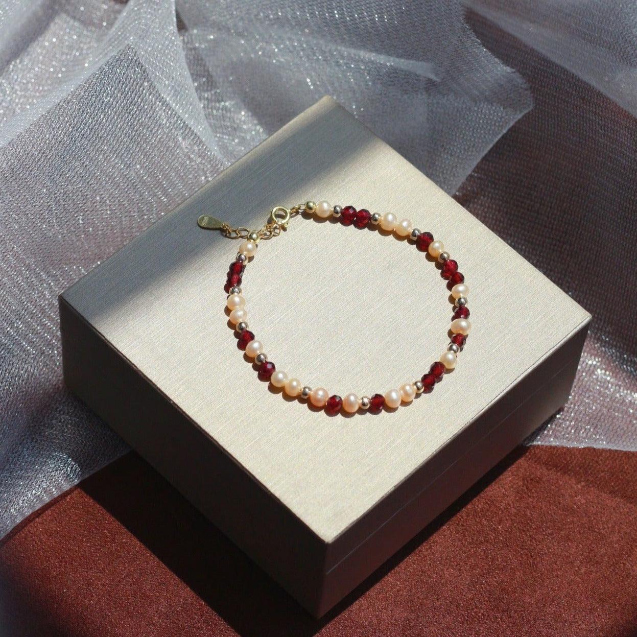 Garnet and Pearl Bracelet (Solid Silver) - Hypoallergenic - Abbott Atelier