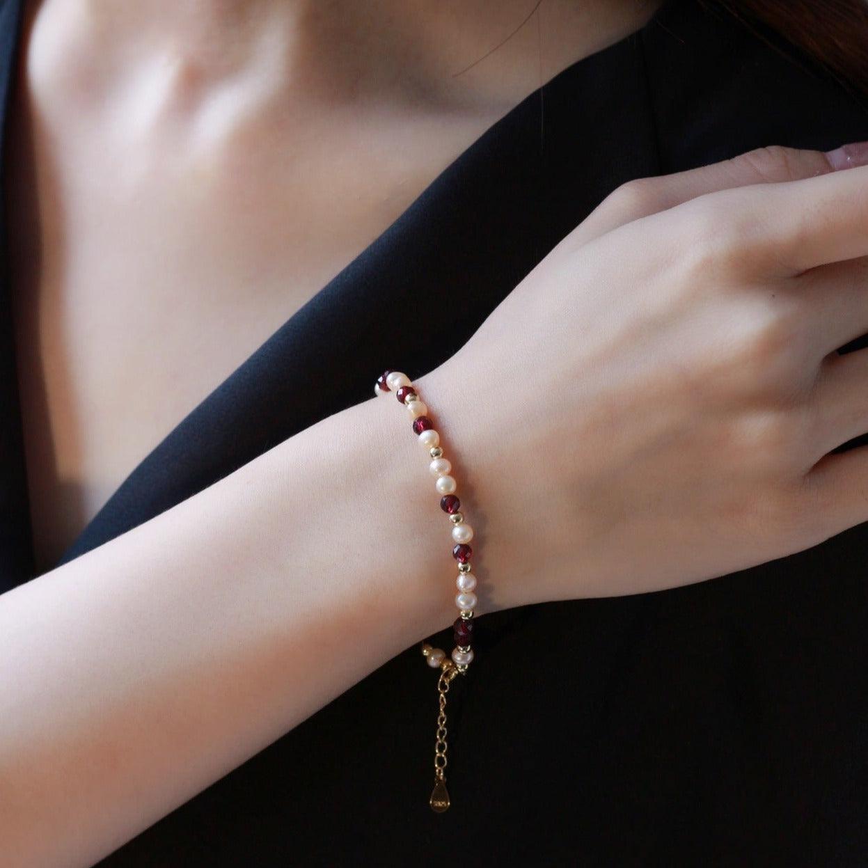 Garnet and Pearl Bracelet (Solid Silver) - Hypoallergenic - Abbott Atelier