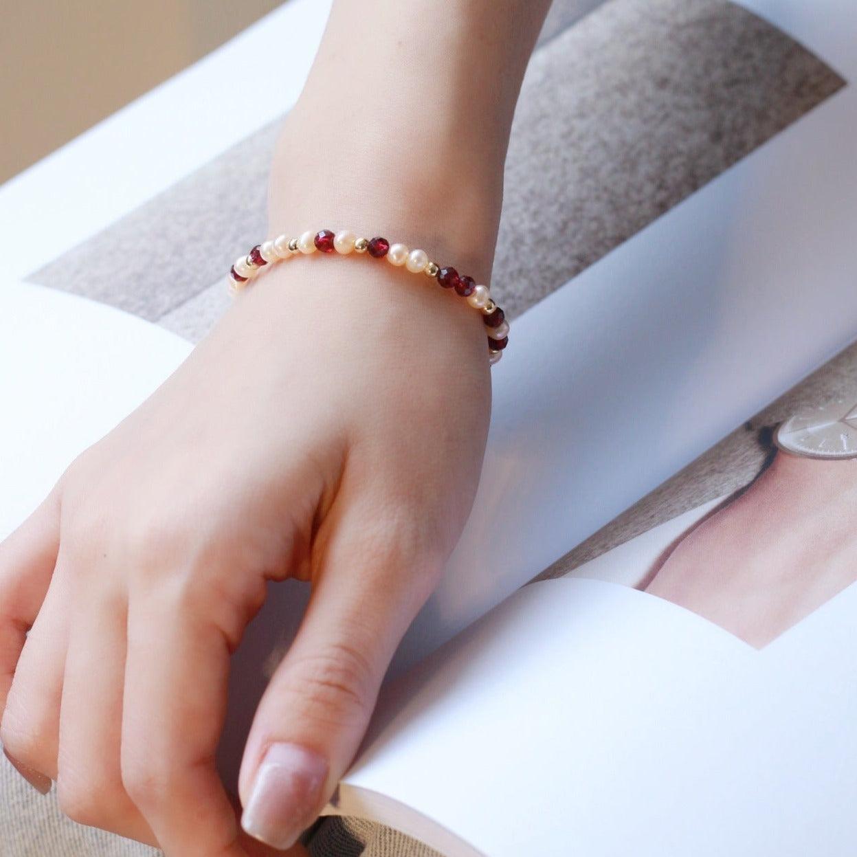 Garnet and Pearl Bracelet (Solid Silver) - Hypoallergenic - Abbott Atelier