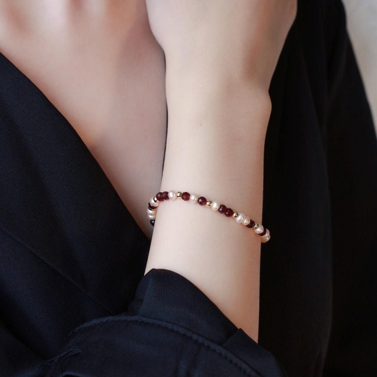 Garnet and Pearl Bracelet (Solid Silver) - Hypoallergenic - Abbott Atelier