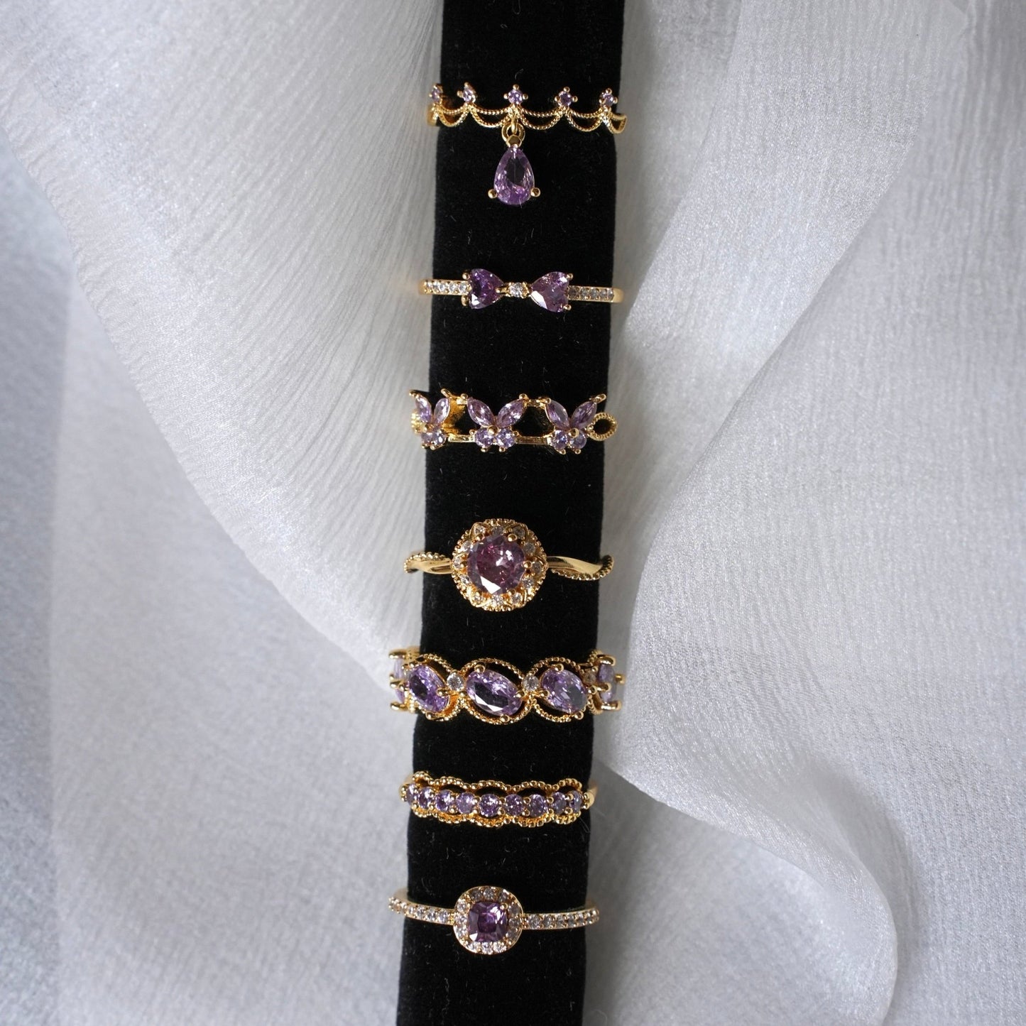Gilded Oval Amethyst Ring - Gold-Plated - Abbott Atelier