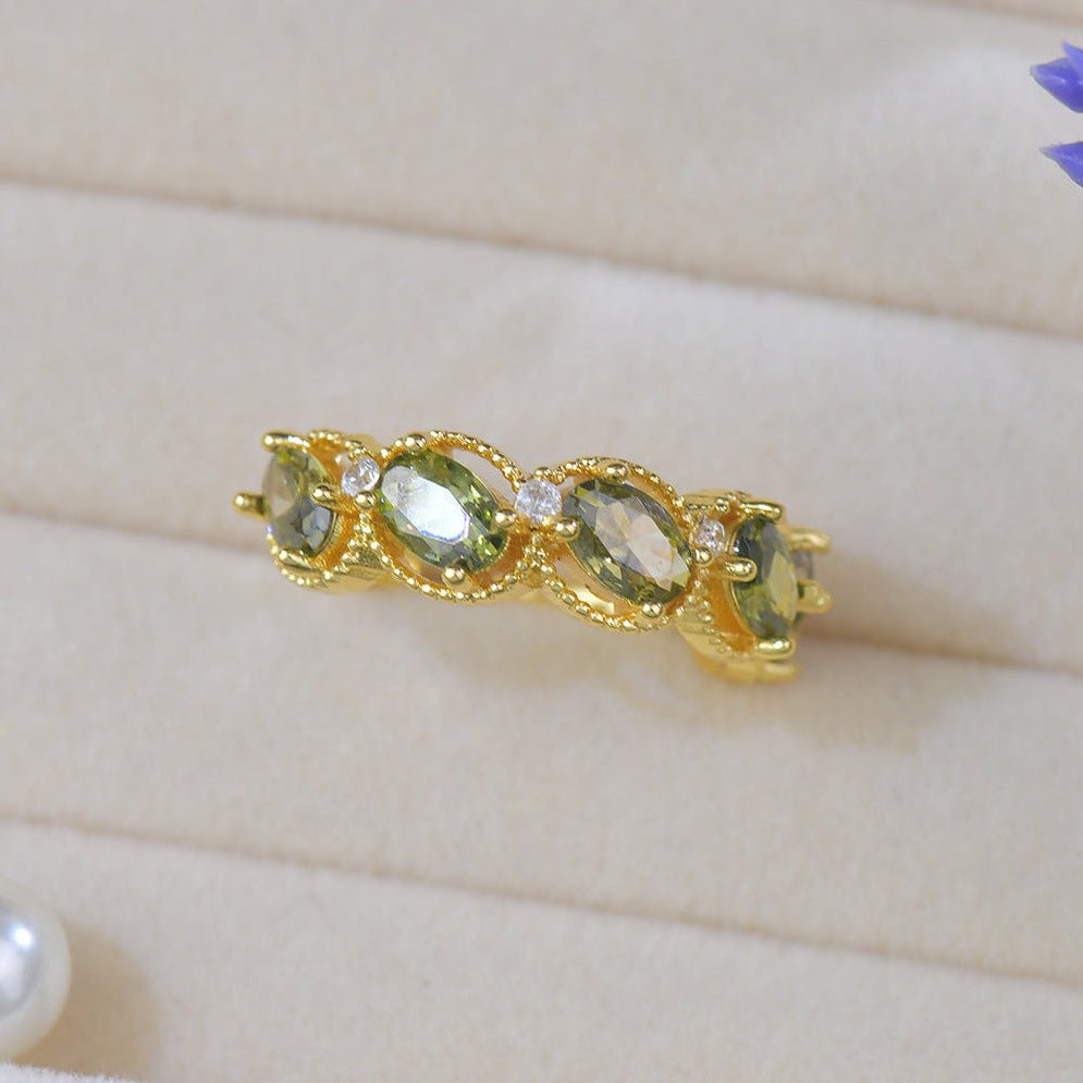 Gilded Oval Peridot Ring - Gold-Plated - Abbott Atelier