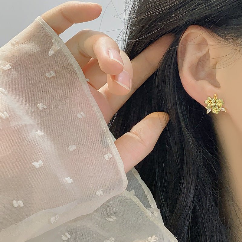 Green Lilac Earrings - Hypoallergenic - Abbott Atelier