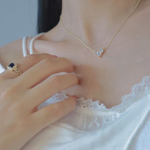 Heart Necklace - Emily - Gold - Plated - Abbott Atelier