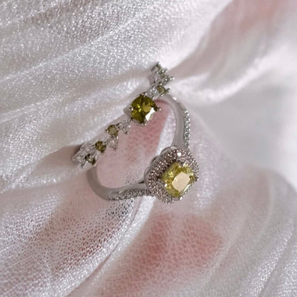 Imperial Peridot Ring - Gold - Plated - Abbott Atelier
