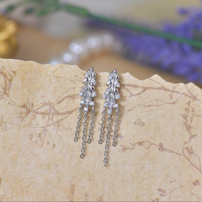 Isadora Chandelier Earrings in Silver - Hypoallergenic - Abbott Atelier