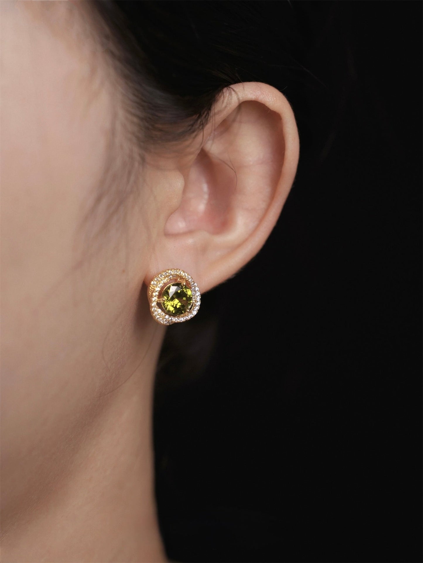 Ivana Peridot Stud Earrings - Hypoallergenic - Abbott Atelier