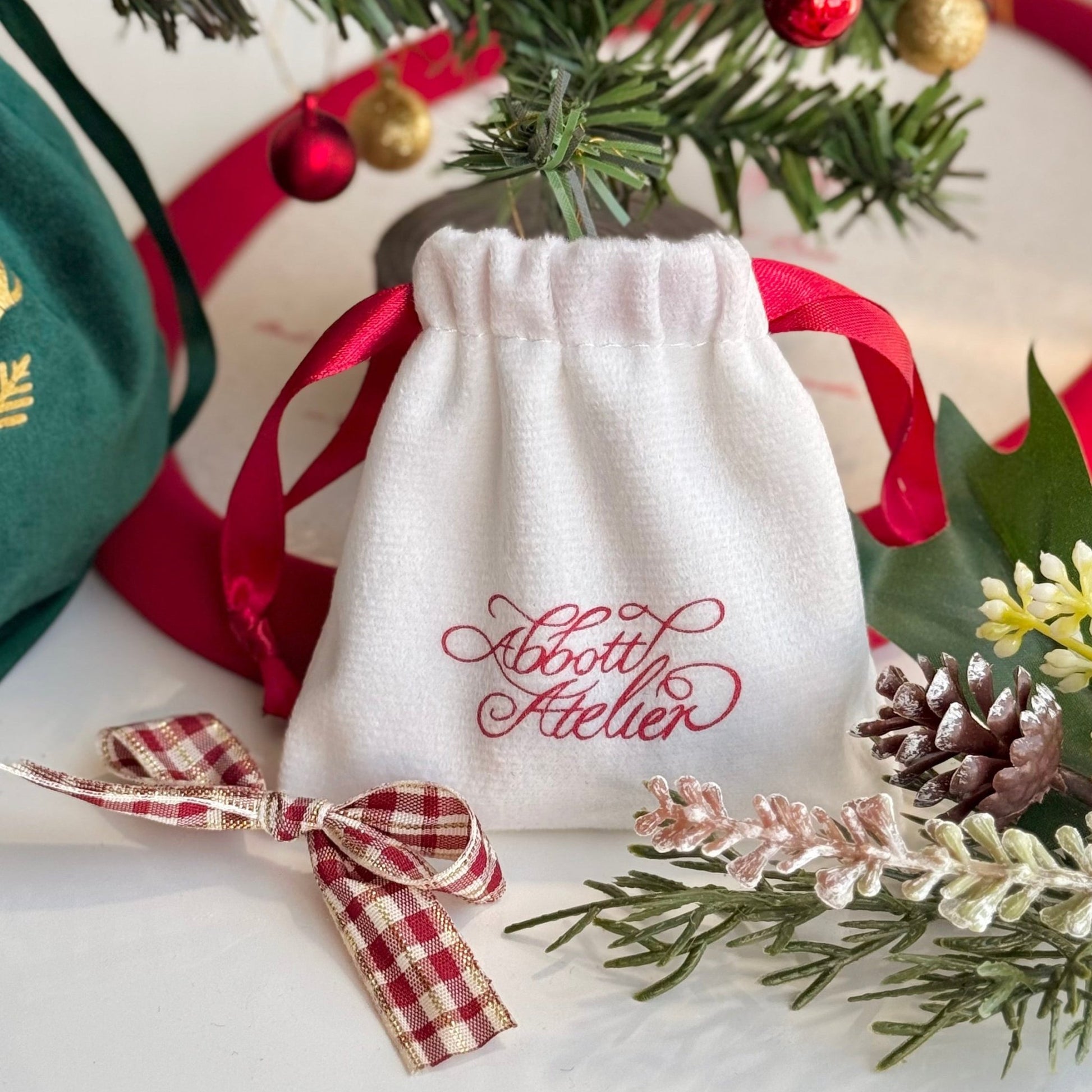 Jewelry Pouch (White Velour) - Abbott Atelier - Abbott Atelier