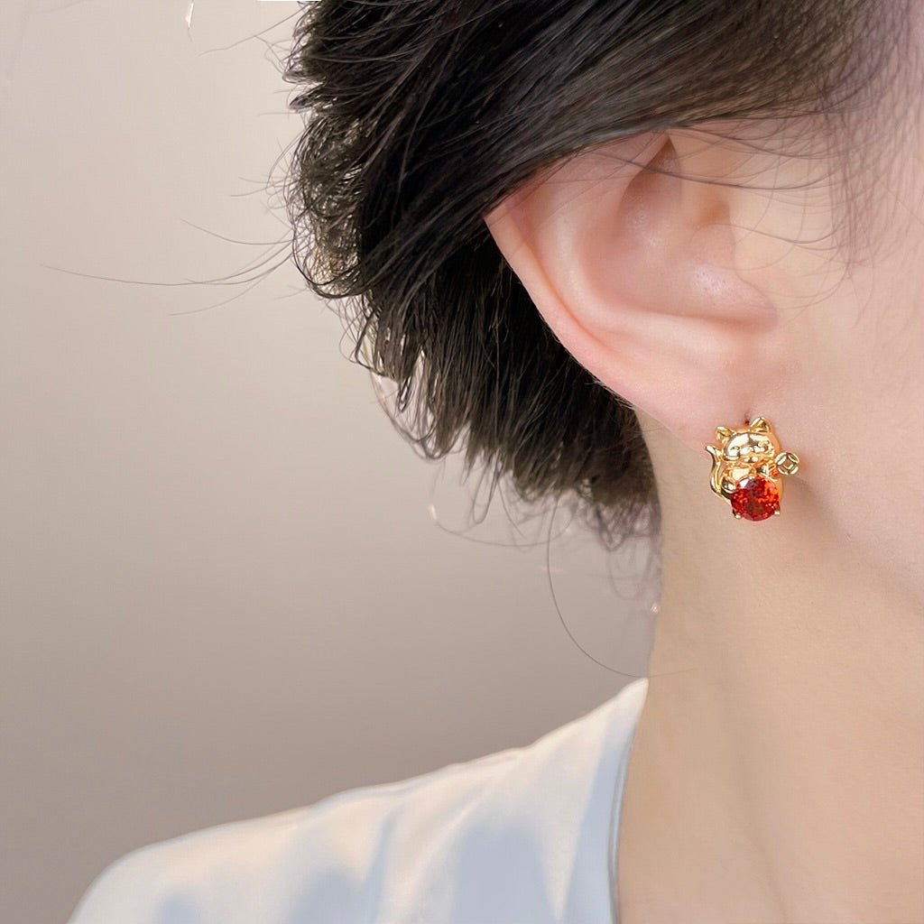 Lucky Cat Earrings - Hypoallergenic - Abbott Atelier