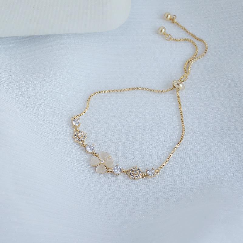 Lucky Clover Bracelet - Gold - Plated - Abbott Atelier