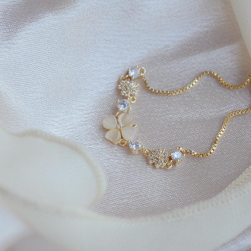 Lucky Clover Bracelet - Gold - Plated - Abbott Atelier