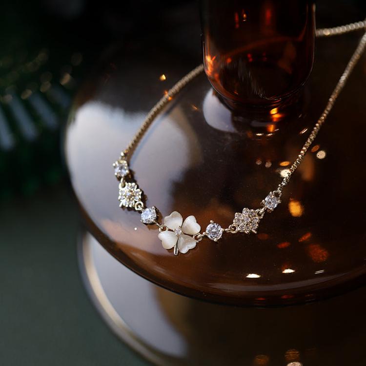 Lucky Clover Bracelet - Gold - Plated - Abbott Atelier