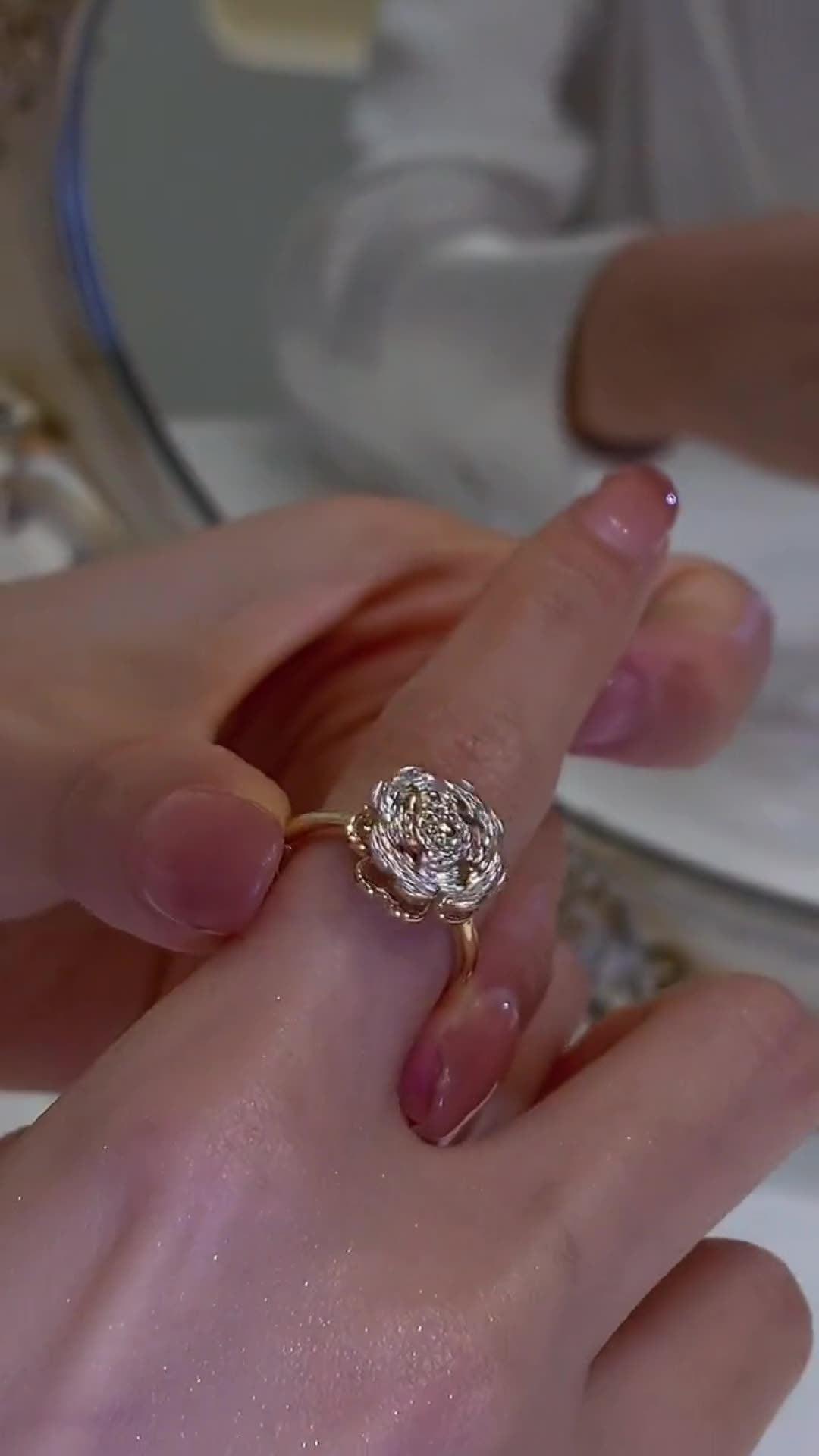 Lucky Clover Spinning Ring - Gold - Plated - Abbott Atelier