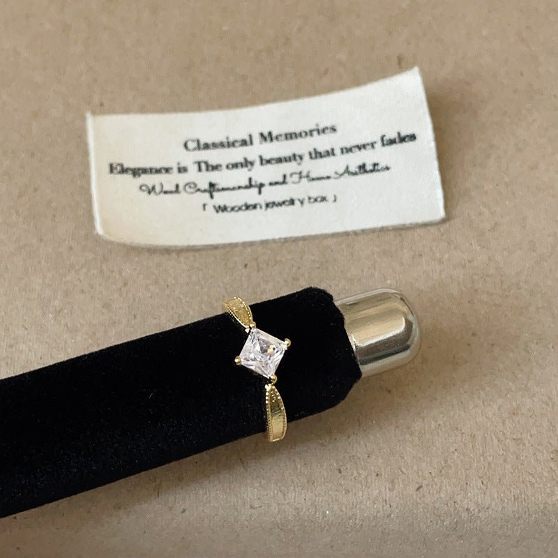 Lumière Ring in Gold - Gold Plated Brass - Abbott Atelier