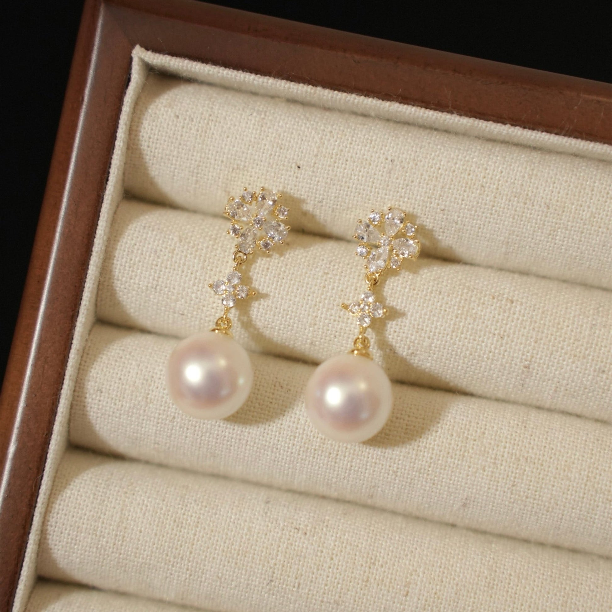 Luna Belle Pearl Earrings - Hypoallergenic - Abbott Atelier