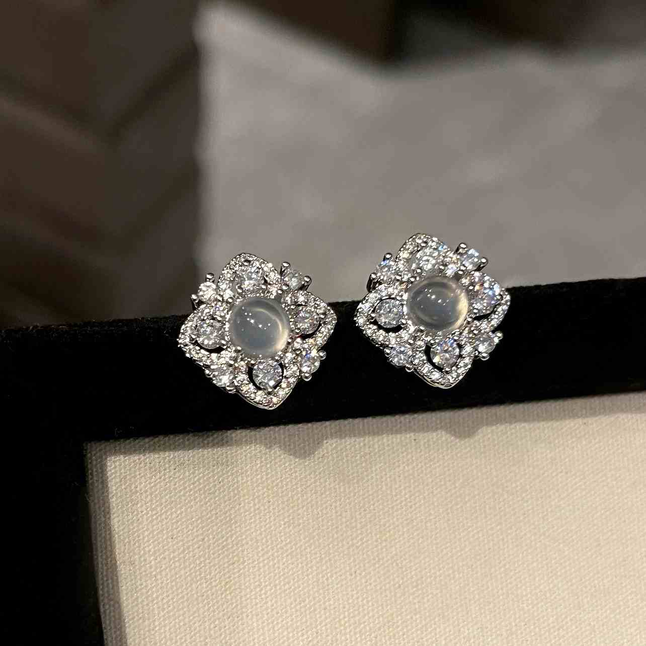 Lunaria Rococo Earrings - Hypoallergenic - Abbott Atelier
