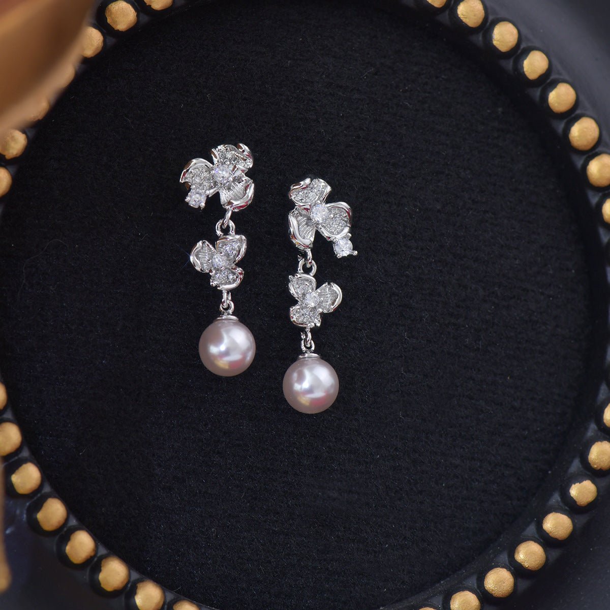 Moonlit Pansy Pearl Earrings - Hypoallergenic - Abbott Atelier