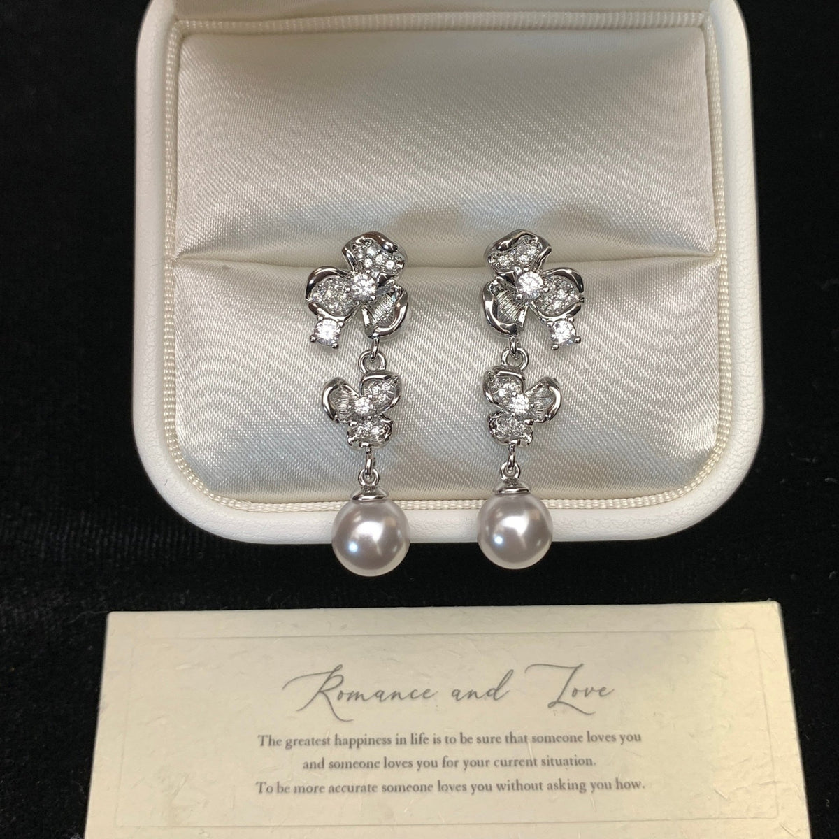 Moonlit Pansy Pearl Earrings - Hypoallergenic - Abbott Atelier